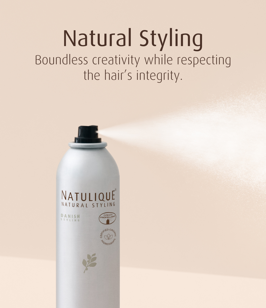 Une créativité sans limites, dans le respect total de la fibre capillaire. Le styling naturel pour des coiffures qui tiennent sans compromis.