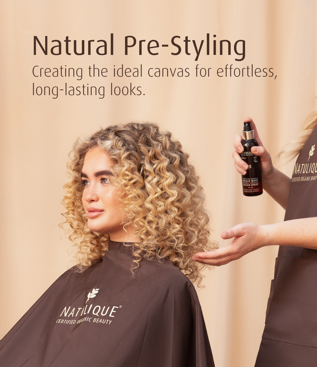 La base parfaite pour des coiffures faciles et longue tenue. Le pre-styling naturel qui prépare et sublime, sans alourdir.